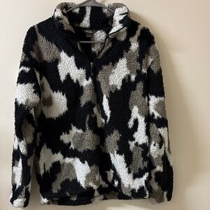 Eddie Bauer Black and White Patterned Sherpa Sweater